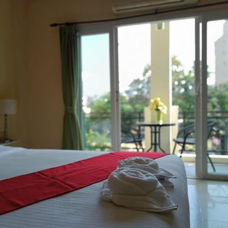 Aura Inn Rooms Pattaja Kültér fotó
