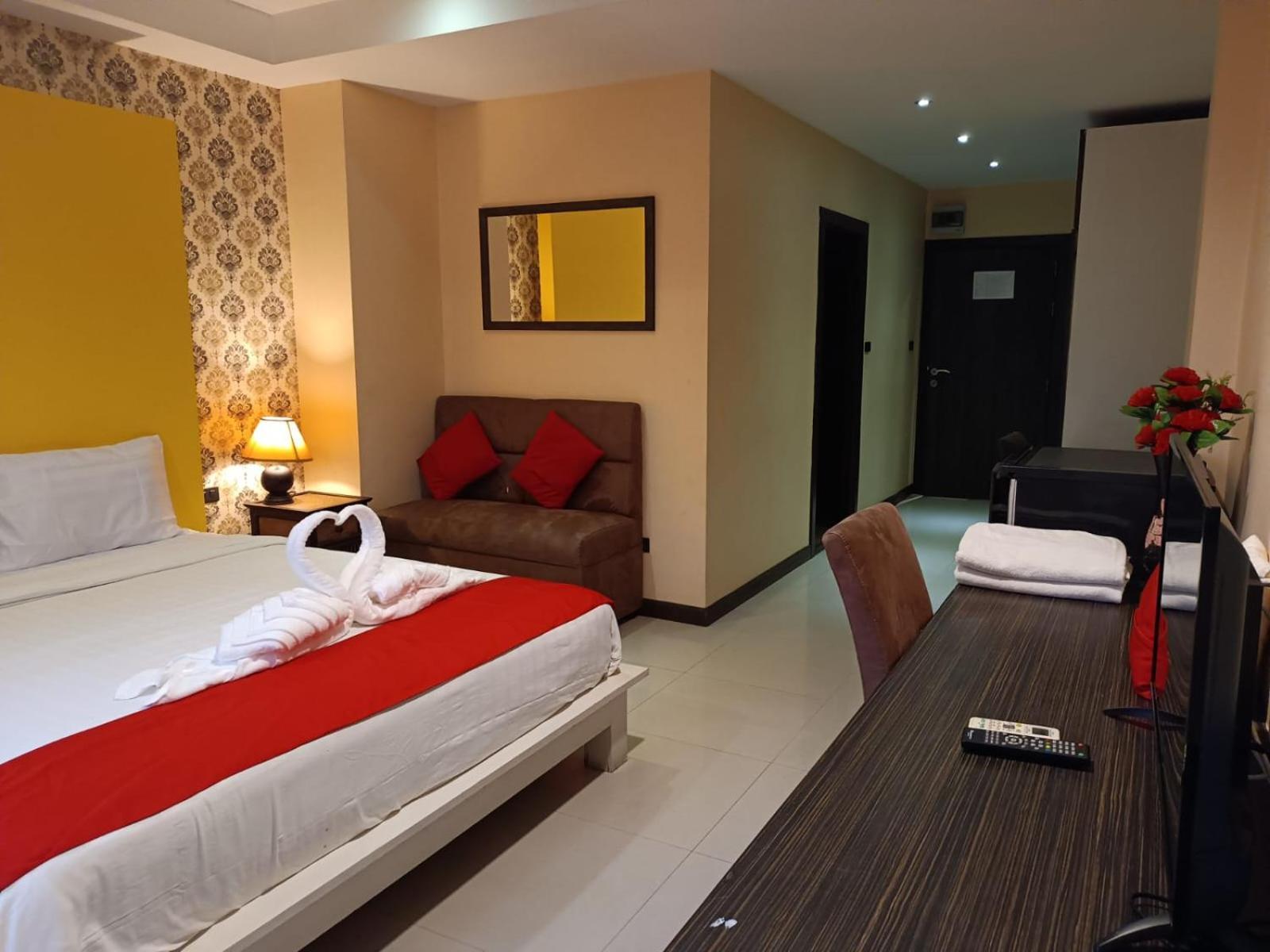 Aura Inn Rooms Pattaja Kültér fotó